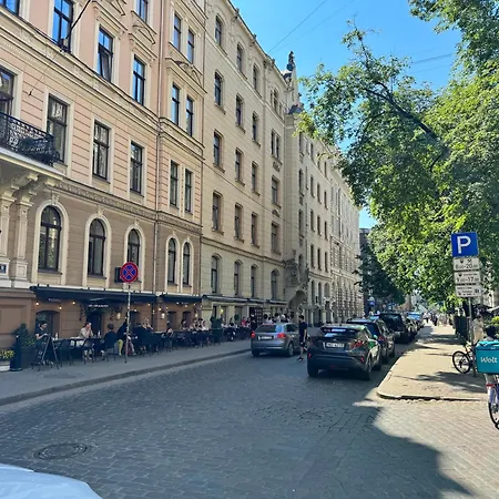 Апартаменты In Art Nouveau District Рига
