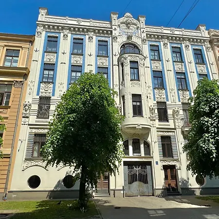 In Art Nouveau District Lägenhet *