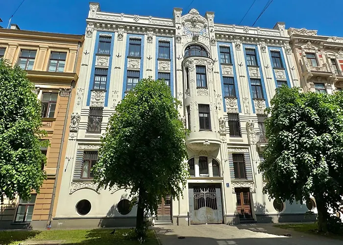 In Art Nouveau District Dzīvoklis *